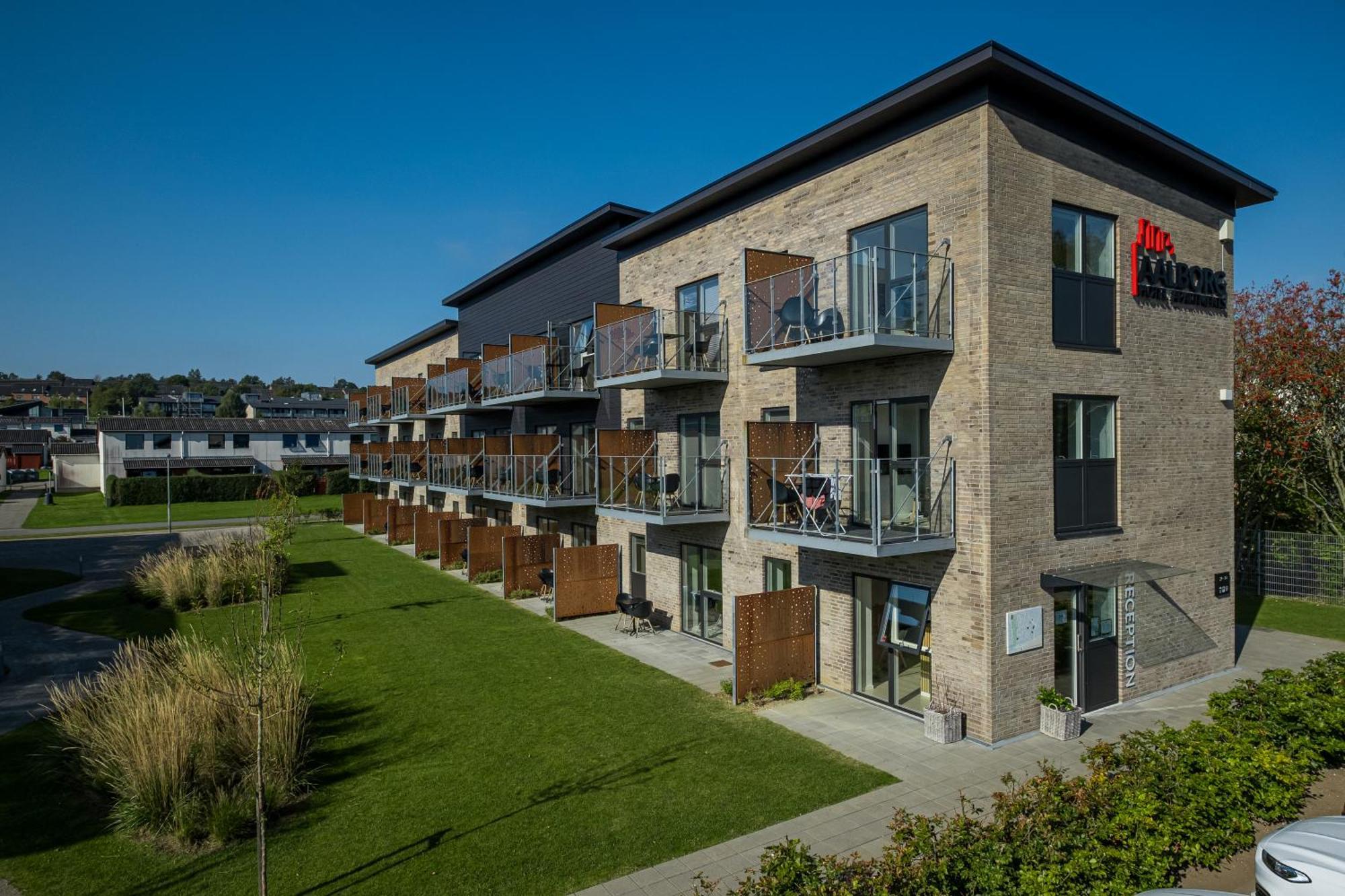 Aalborg Hotel Apartments Exterior foto